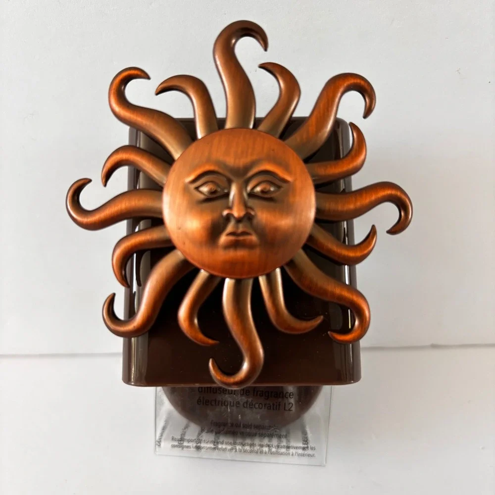 Pier 1 Sun Face Plug In Wall Oil Diffuser Celestial New